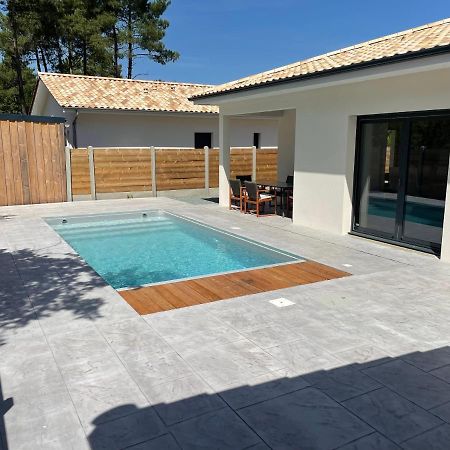 Maison Moderne Avec Piscine Chauffee ラカノー エクステリア 写真