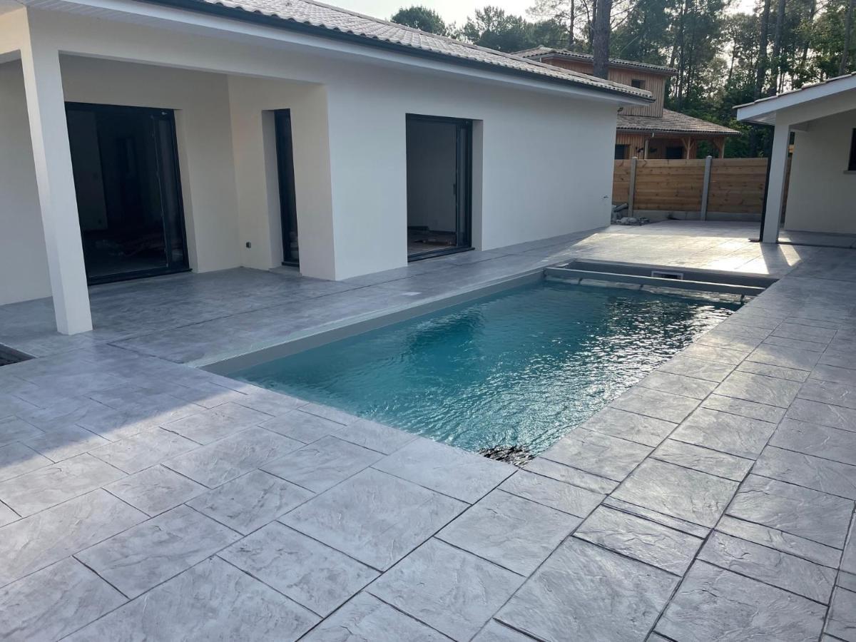 Maison Moderne Avec Piscine Chauffee ラカノー エクステリア 写真